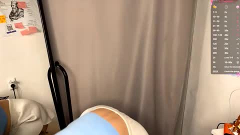 Kate online show from 11/14/25, 08:18