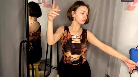 Kate online show from 11/24/25, 08:08