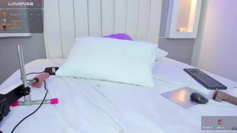 LINDA online show from 01/17/25, 03:22