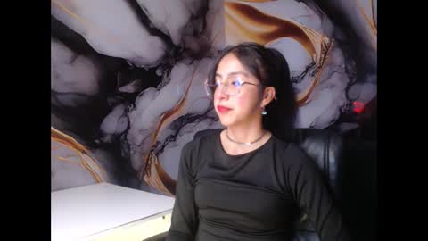 ling ling24 online show from 02/21/25, 03:01