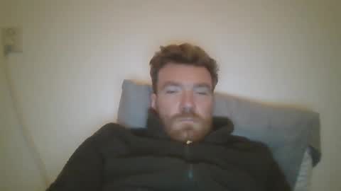 Snapshot of linguistixx333 chatting on 01/12/26, 03:28 linguistixx333 online show from 01/12/26, 03:28