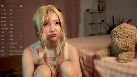 Linh -   online show from 06/14/26, 10:23