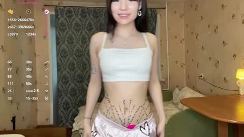 Lira online show from 04/10/26, 03:39