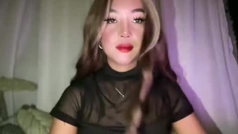 linkingqueens online show from 12/04/25, 10:24