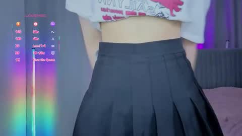 Snapshot of linna4kiss chatting on 10/13/25, 05:18 Linna online show from 10/13/25, 05:18