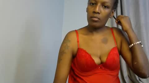 Snapshot of linniecarol chatting on 10/30/25, 06:41 Linniecarol online show from 10/30/25, 06:41