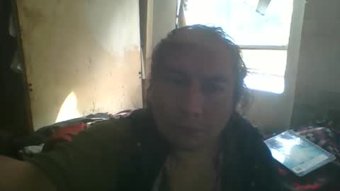 Snapshot of linseyyy chatting on 11/29/25, 07:06 belledelfyyy online show from 11/29/25, 07:06