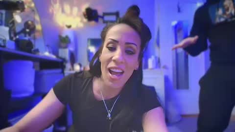 Snapshot of linuxgirlsudosu chatting on 02/04/25, 05:10 linuxgirlsudosu online show from 02/04/25, 05:10