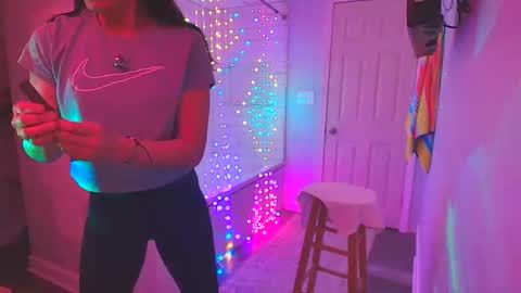 Snapshot of linuxgirlsudosu chatting on 10/18/25, 09:10 linuxgirlsudosu online show from 10/18/25, 09:10