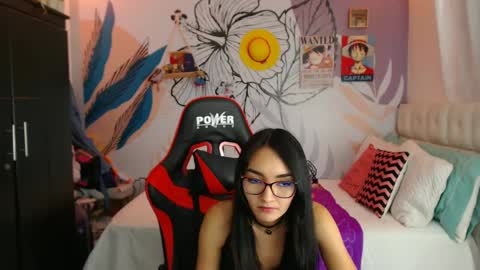 LinzyBaner online show from 02/14/25, 11:53