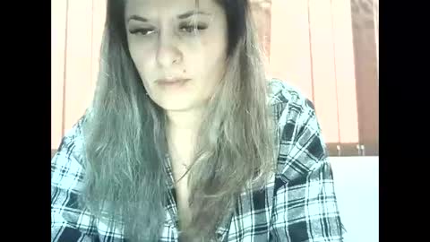 Snapshot of lionessmom chatting on 11/13/25, 08:35 lionessmom online show from 11/13/25, 08:35