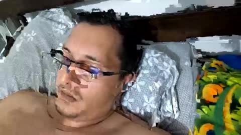 lionhot_36 online show from 12/17/25, 05:24