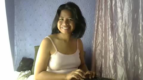 Snapshot of liora_selene chatting on 10/15/25, 05:07 liora online show from 10/15/25, 05:07