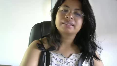 liora online show from 03/30/26, 03:51