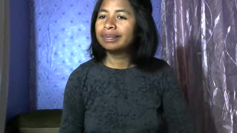 Snapshot of liora_selenex chatting on 09/22/25, 01:51 Liora selenex online show from 09/22/25, 01:51