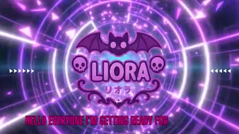 im Liora uwu   online show from 10/13/25, 12:21
