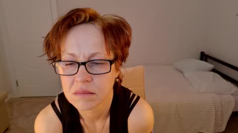 Liora Weiss online show from 03/21/26, 08:30