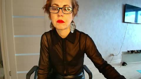 Snapshot of lioraweiss chatting on 04/25/26, 11:02 Liora Weiss online show from 04/25/26, 11:02