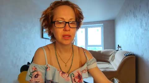 Snapshot of lioraweiss chatting on 05/15/26, 05:14 Liora Weiss online show from 05/15/26, 05:14