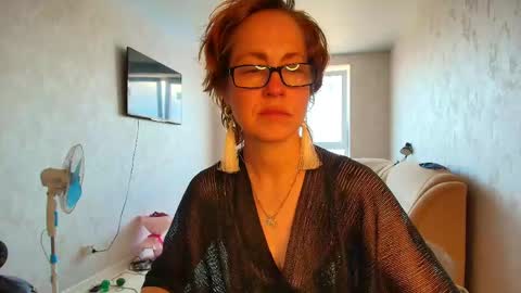 Snapshot of lioraweiss chatting on 05/29/26, 07:50 Liora Weiss online show from 05/29/26, 07:50