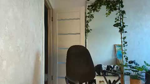Snapshot of lioraweiss chatting on 07/22/26, 07:55 Liora Weiss online show from 07/22/26, 07:55