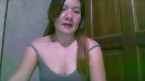 Snapshot of lipsofangel16 chatting on 01/23/25, 01:24 im cherry online show from 01/23/25, 01:24