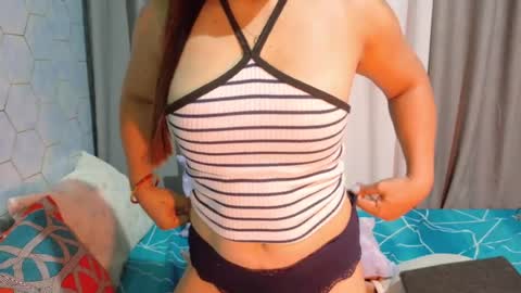 Snapshot of lipsofangel16 chatting on 07/19/26, 01:09 im cherry online show from 07/19/26, 01:09