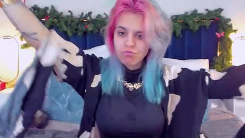 hello Ill be waiting for you during these hours tue 10am-5pm wed 3am-5pm thu 3am-5pm fri 3am-10am sat 10am-5pm sun 3am-1GMT online show from 01/15/26, 03:11