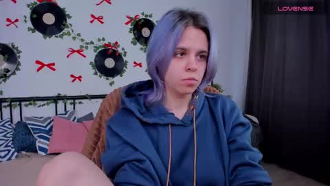 Snapshot of lirabelles chatting on 05/04/26, 03:13 hello Ill be waiting for you during these hours tue 10am-5pm wed 3am-5pm thu 3am-5pm fri 3am-10am sat 10am-5pm sun 3am-1GMT online show from 05/04/26, 03:13