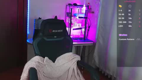 lirara online show from 11/30/25, 10:52