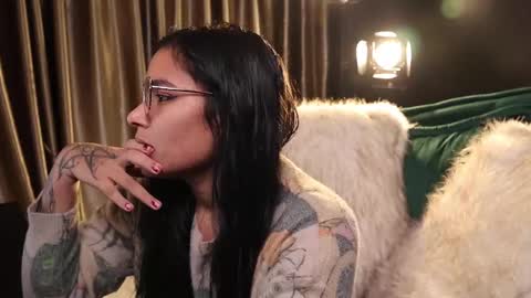 Lire online show from 02/06/25, 03:59