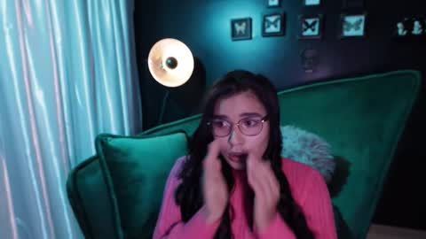 Snapshot of lireesa chatting on 03/17/26, 05:11 Lire online show from 03/17/26, 05:11