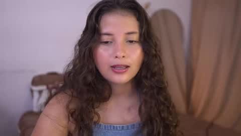 Lily see u on december 2 online show from 01/07/26, 06:54