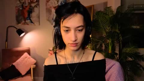 Lis online show from 12/05/25, 06:44