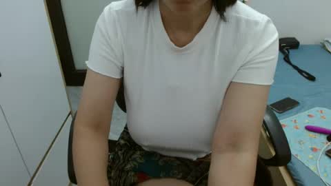 Snapshot of lisa_1011 chatting on 07/14/26, 06:51 lisa_1011 online show from 07/14/26, 06:51