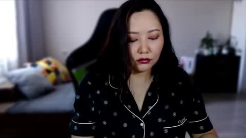 Lisa Harris online show from 02/24/25, 07:33