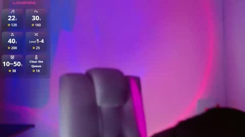 Lisa online show from 11/25/25, 11:38