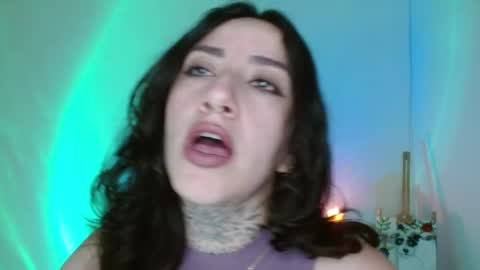 Snapshot of lisa_avila_ chatting on 04/22/26, 02:14 Lisa online show from 04/22/26, 02:14