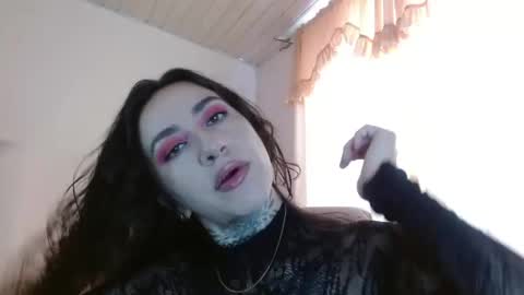 Snapshot of lisa_avila_ chatting on 05/27/26, 01:19 Lisa online show from 05/27/26, 01:19