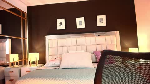 Lisa online show from 02/13/25, 06:38