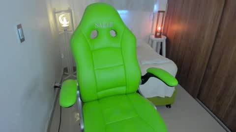 Lisa  online show from 03/08/25, 05:54