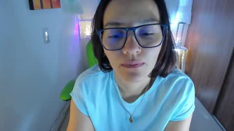 Lisa  online show from 07/06/26, 03:03