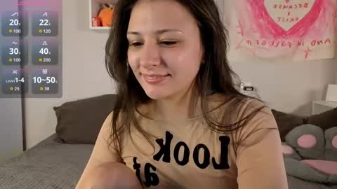 Lisa online show from 04/03/26, 07:39