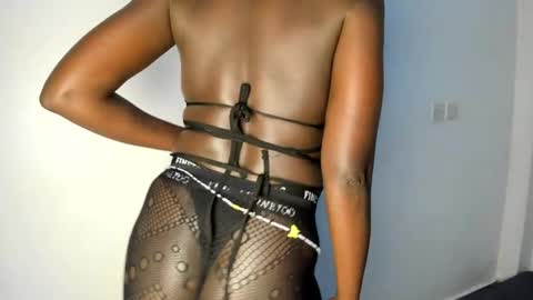 Lisa online show from 06/06/26, 08:02