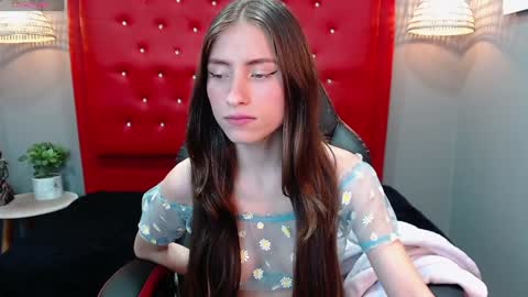 Lisa online show from 12/13/24, 09:24