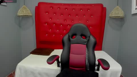 Lisa online show from 02/12/25, 03:07