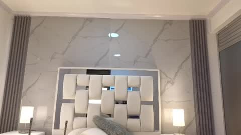 lisa_sweetas online show from 04/21/26, 07:50