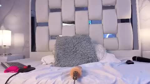Snapshot of lisa_sweetas chatting on 06/19/26, 08:01 lisa_sweetas online show from 06/19/26, 08:01