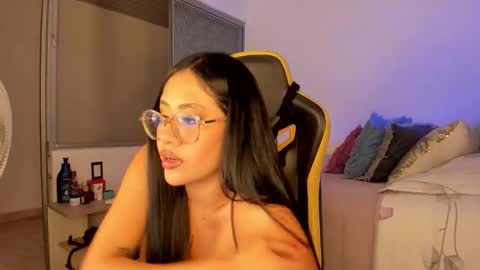 Lisa Thompson online show from 11/15/25, 03:37