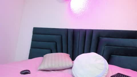 Snapshot of lisa_white_ chatting on 01/16/25, 09:19 lisa white online show from 01/16/25, 09:19